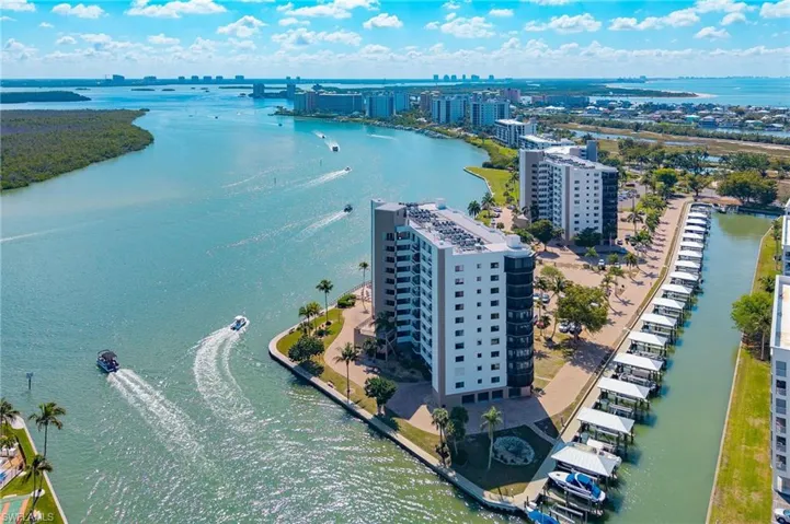 4265 Bay Beach Ln 522, Fort Myers Beach, Florida 33931