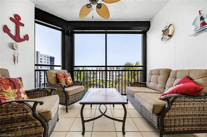 4265 Bay Beach Ln 522, Fort Myers Beach, Florida 33931