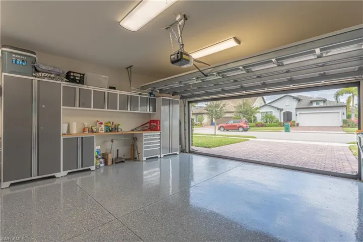 Electric Screened in Garage