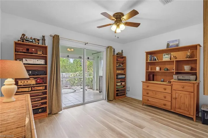 office space or 3rd bedroom