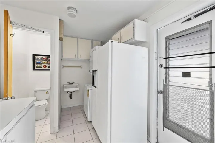 300  Jersey W RD, Lehigh Acres, FL 33936