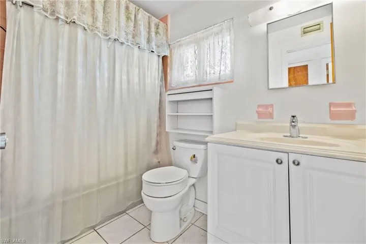 300  Jersey W RD, Lehigh Acres, FL 33936