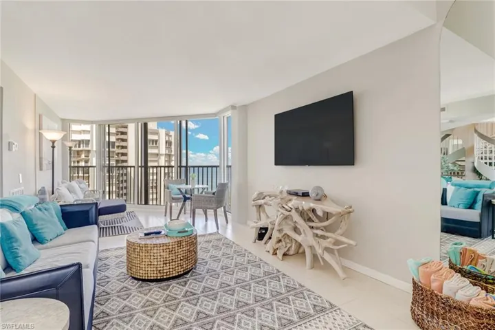 4041 Gulf Shore Blvd N 1109, Naples, Florida 34103