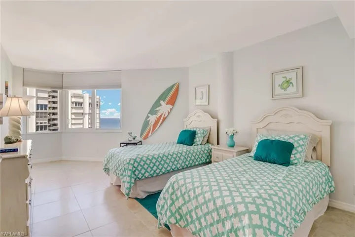 4041 Gulf Shore Blvd N 1109, Naples, Florida 34103