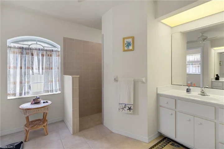 master bath 1 of 2 vanities