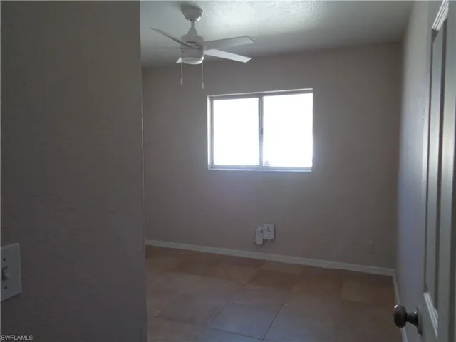 1101 Nw 19th Pl, Cape Coral, Florida 33993
