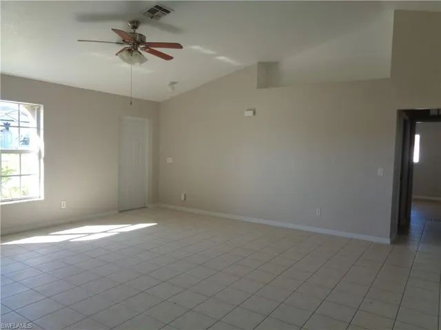 1101 Nw 19th Pl, Cape Coral, Florida 33993