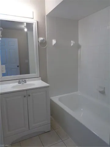 1101 Nw 19th Pl, Cape Coral, Florida 33993