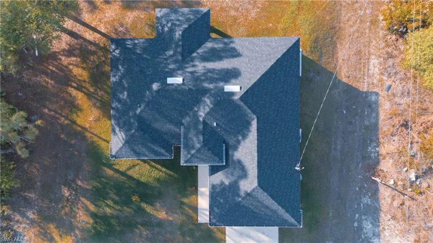 Aerial view of property and surrounding area