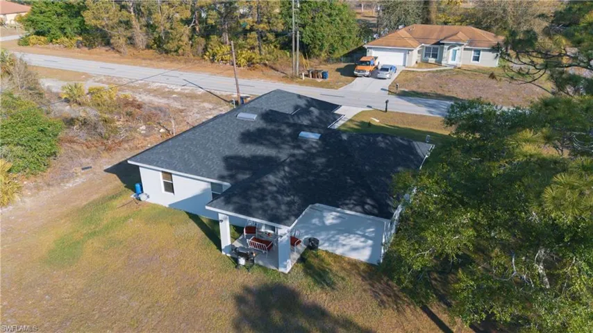 Aerial view of property and surrounding area