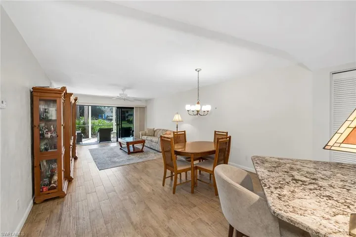 4955  Pepper  CIR, Naples, FL 34113