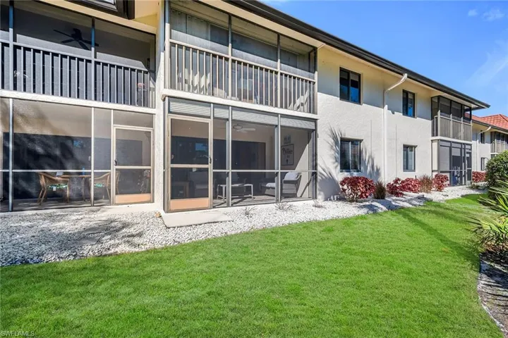 4955  Pepper  CIR, Naples, FL 34113