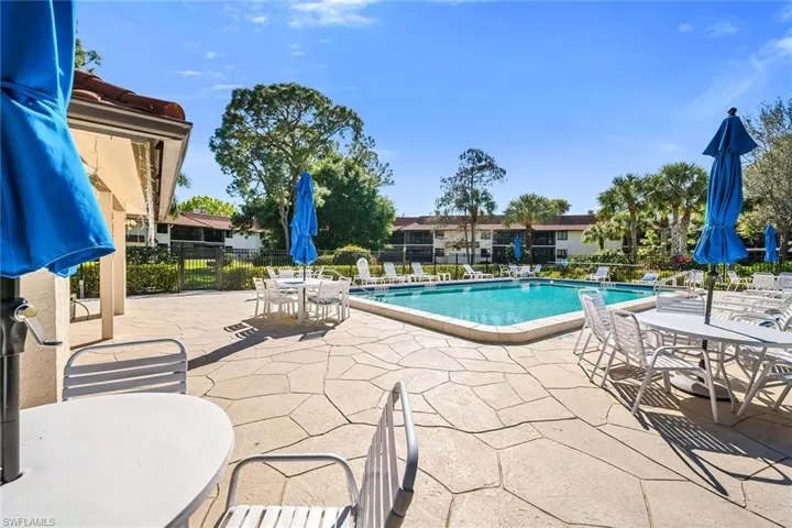 4955  Pepper  CIR, Naples, FL 34113