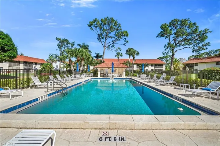 4955  Pepper  CIR, Naples, FL 34113