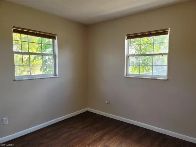 1509  Lindale  CIR, Lehigh Acres, FL 33936