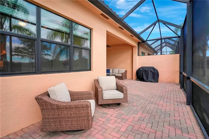 View of patio / terrace with glass enclosure