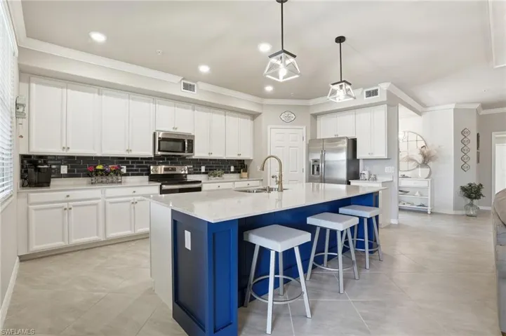 17411 Cherrywood Ct 7304, Bonita Springs, Florida 34135