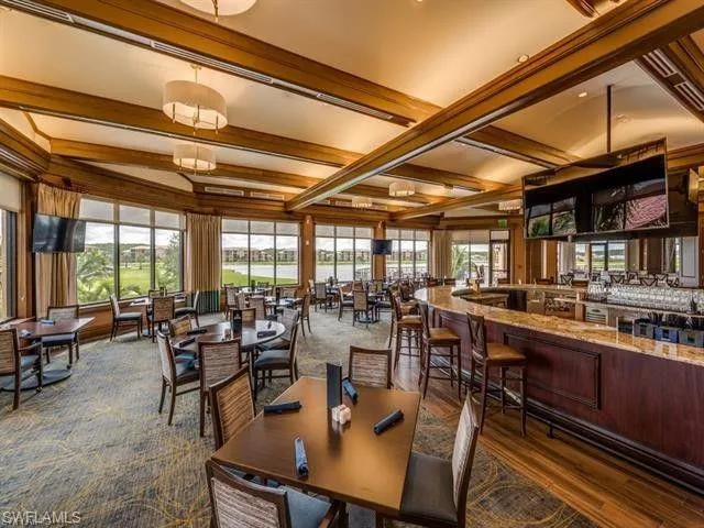 Upstairs Clubhouse bar and grill