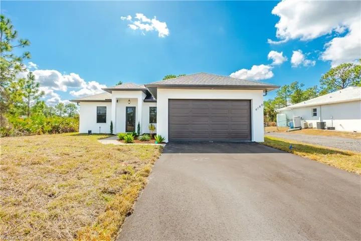 2774  56th NE AVE, Naples, FL 34120