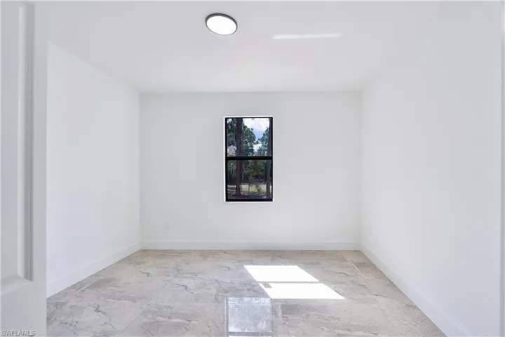 2774  56th NE AVE, Naples, FL 34120