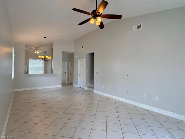 3636 Pine Oak Cir 108, Fort Myers, Florida 33916