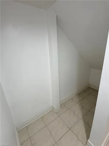 3636 Pine Oak Cir 108, Fort Myers, Florida 33916