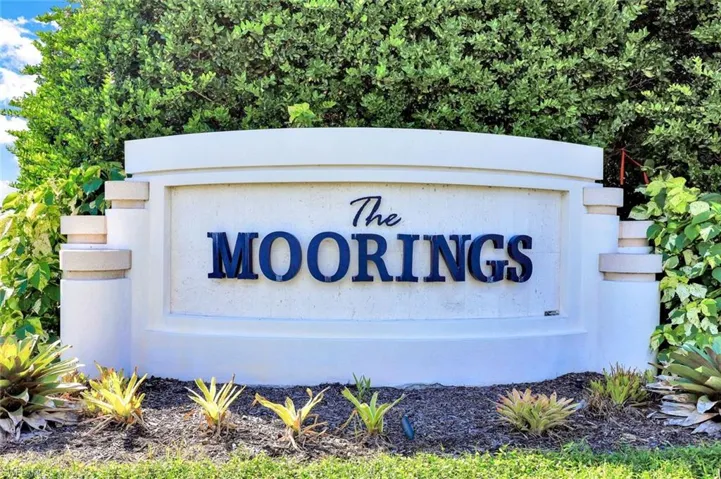 2000  Alamanda  DR, Naples, FL 34102