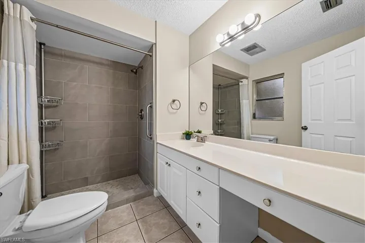 19208 Murcott Dr E, Fort Myers, Florida 33967