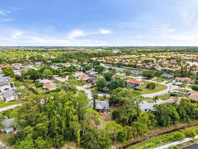 19208 Murcott Dr E, Fort Myers, Florida 33967