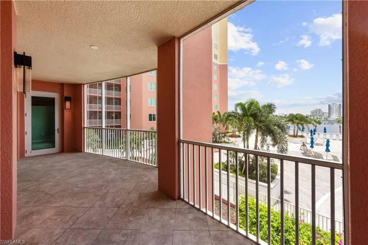 Screened Balcony