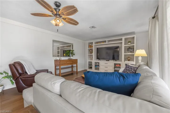 197 Harrison Rd 2, Naples, Florida 34112