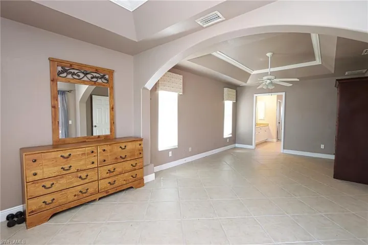 1219 Ne 3rd Ter, Cape Coral, Florida 33909