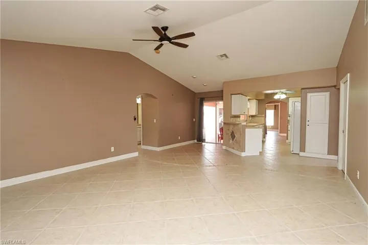 1219 Ne 3rd Ter, Cape Coral, Florida 33909