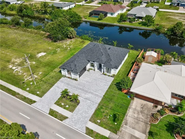 613 Gleason Pkwy, Cape Coral, Florida 33914