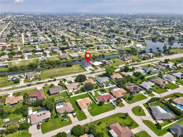 613 Gleason Pkwy, Cape Coral, Florida 33914