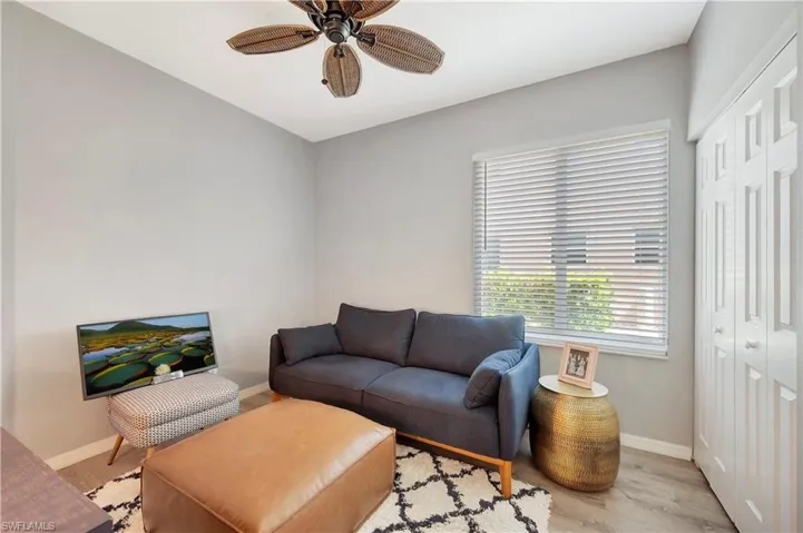 6880  Huntington Lakes  CIR, Naples, FL 34119