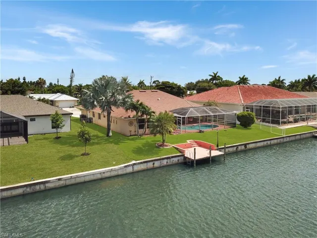 1803 Ne 2nd St, Cape Coral, Florida 33909