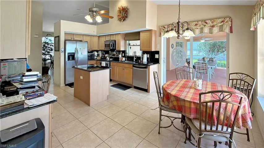 1803 Ne 2nd St, Cape Coral, Florida 33909