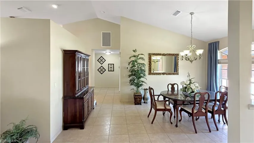 1803 Ne 2nd St, Cape Coral, Florida 33909