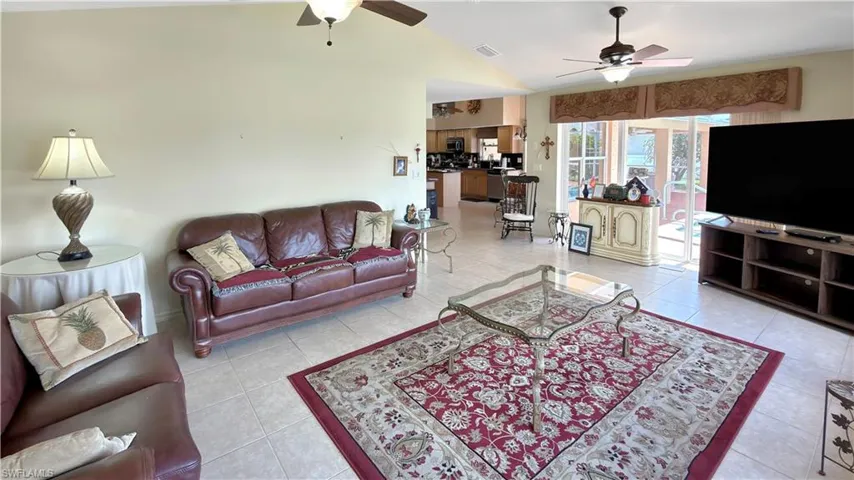 1803 Ne 2nd St, Cape Coral, Florida 33909