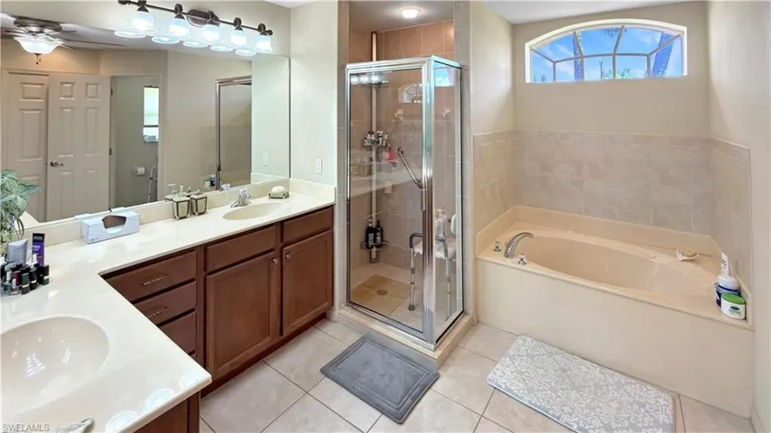 1803 Ne 2nd St, Cape Coral, Florida 33909