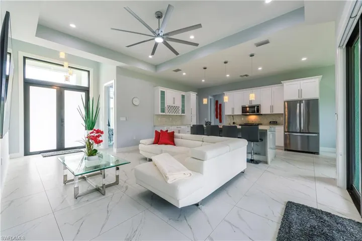 490 39th Ave Ne, Naples, Florida 34120