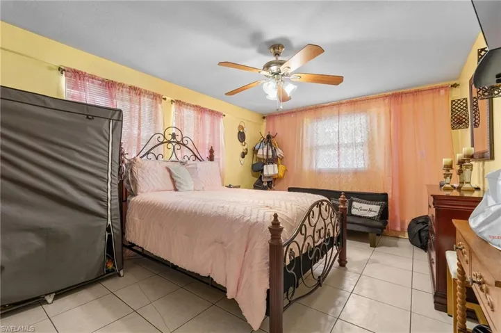 2200 44th St Sw, Naples, Florida 34116