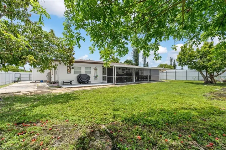2200 44th St Sw, Naples, Florida 34116