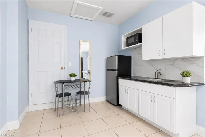 2200 44th St Sw, Naples, Florida 34116