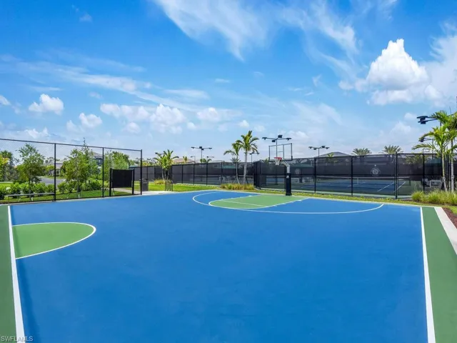 Indoor & Outdoor Basketball Courts