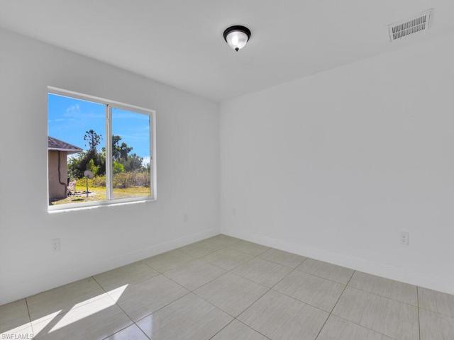 Guest Room 2
