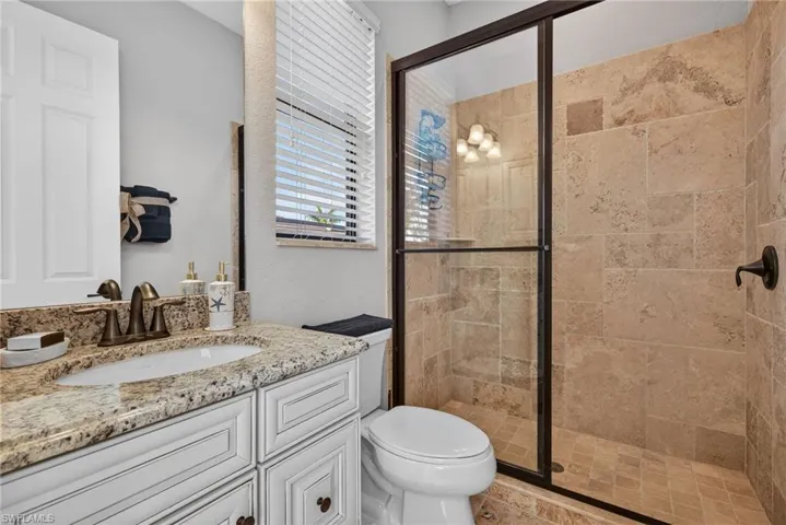 Upstairs loft bathroom