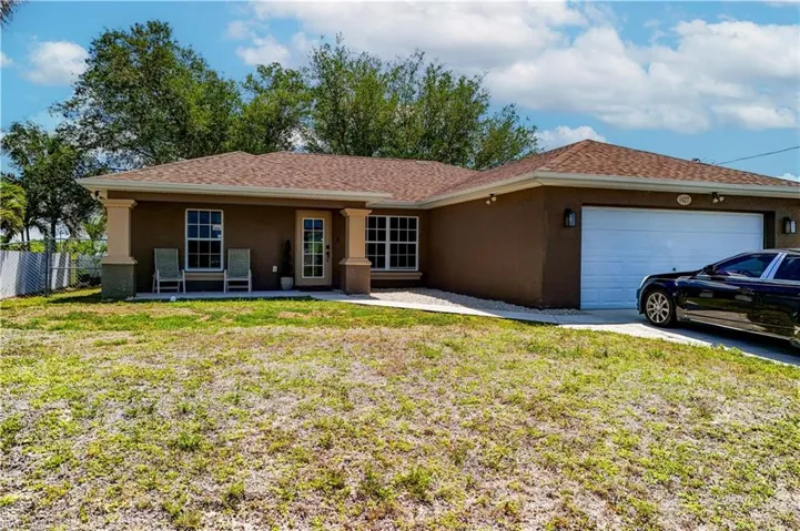 1427 Juanita Pl, Cape Coral, Florida 33909