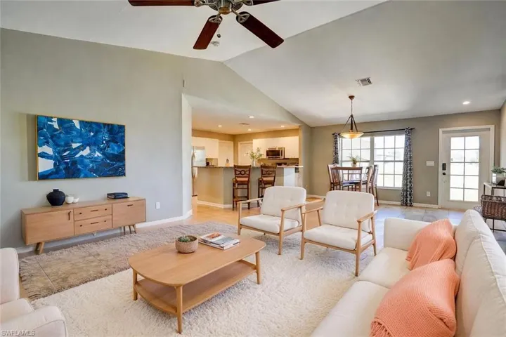 1427 Juanita Pl, Cape Coral, Florida 33909